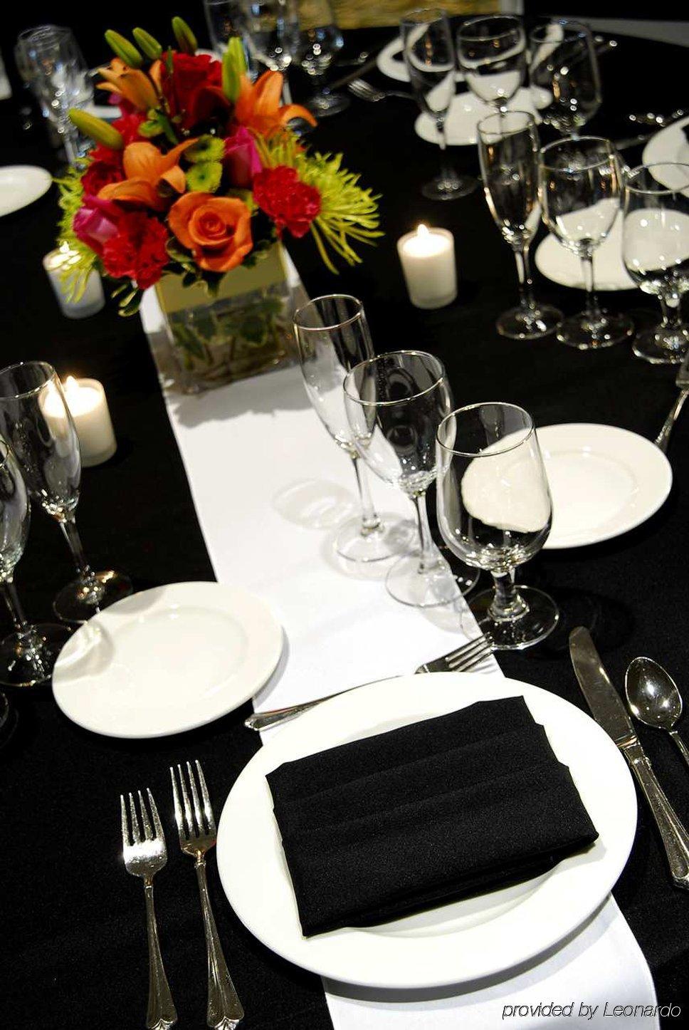 Doubletree By Hilton Milwaukee/brookfield Hotel 4*