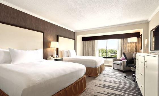 Doubletree By Hilton Milwaukee/brookfield Hotel
