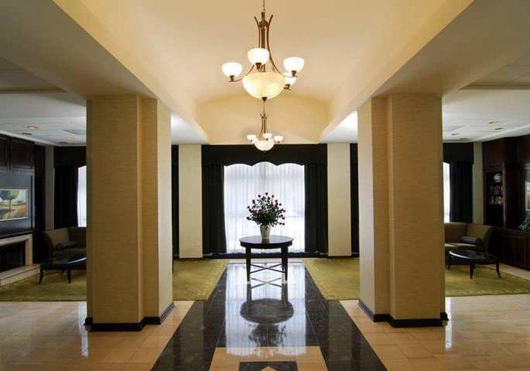 Doubletree By Hilton Milwaukee/brookfield Hotel Brookfield