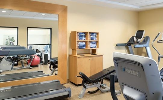 Doubletree By Hilton Milwaukee/brookfield Hotel 4*